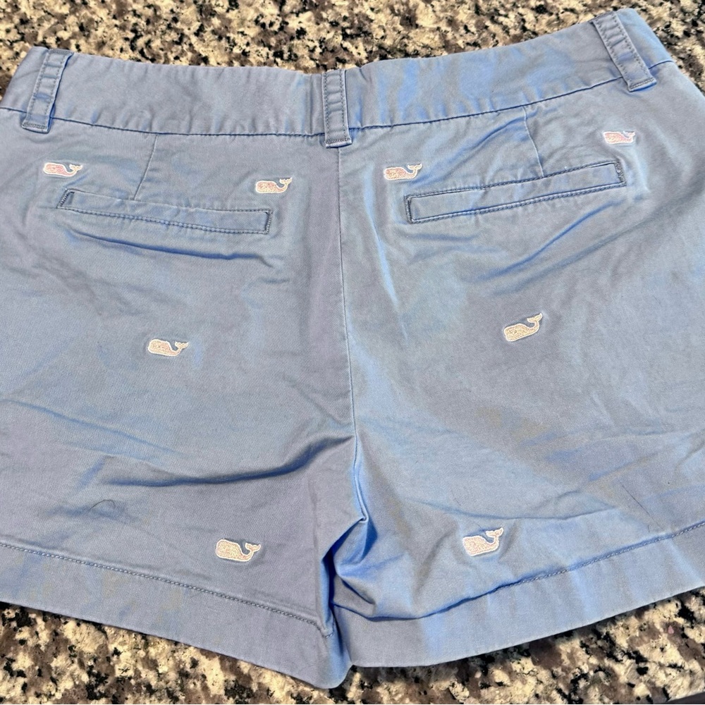 Adorable Vineyard Vines size 2 shorts,Still in great shape just too big for me.